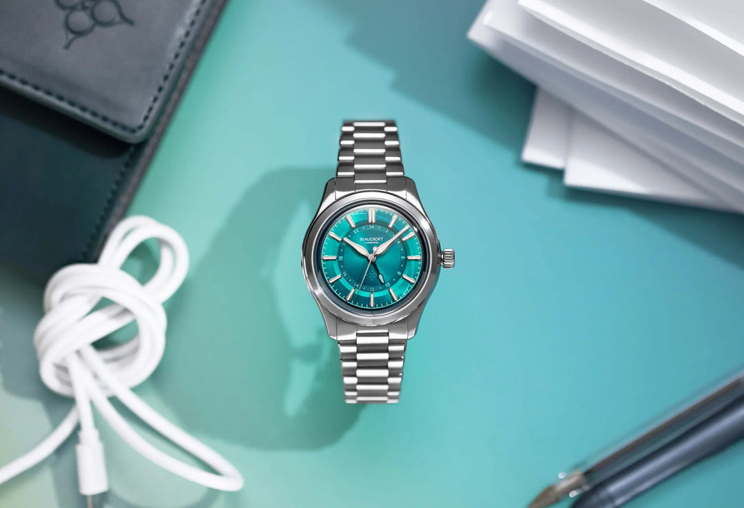 The ‘Floating Earth’: A Review of Beaucroft’s Contour GMT in Tropical Teal