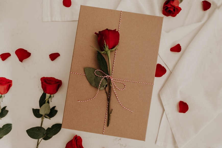 6 Valentine’s Day Gifts for the Lady in Your Life